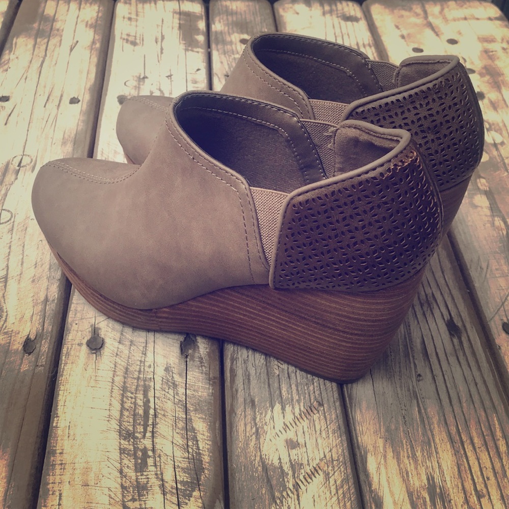 Wedge booties